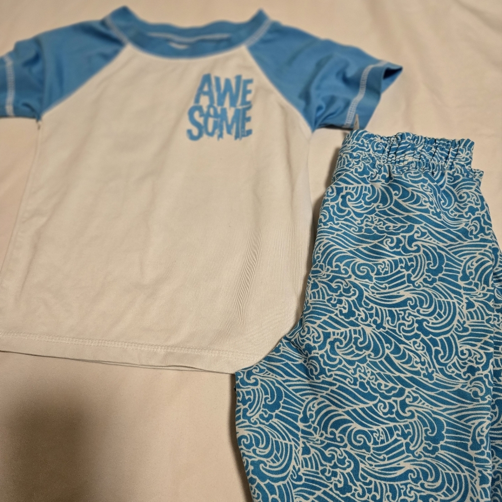 Boy's swimset size 3T